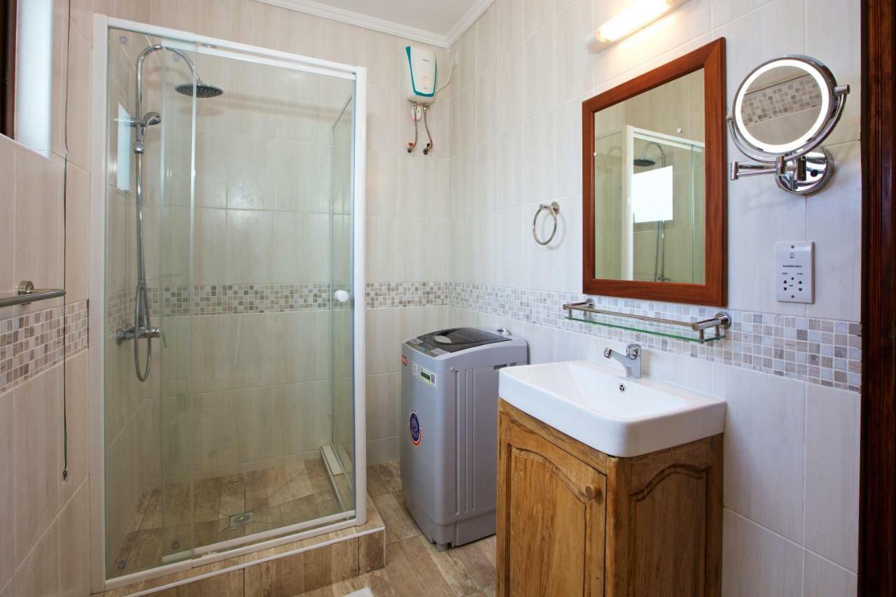 สโตน เซลฟ์แคเตอริง อพาร์ตเมนต์ Apartment Grand Anse  ภายนอก รูปภาพ